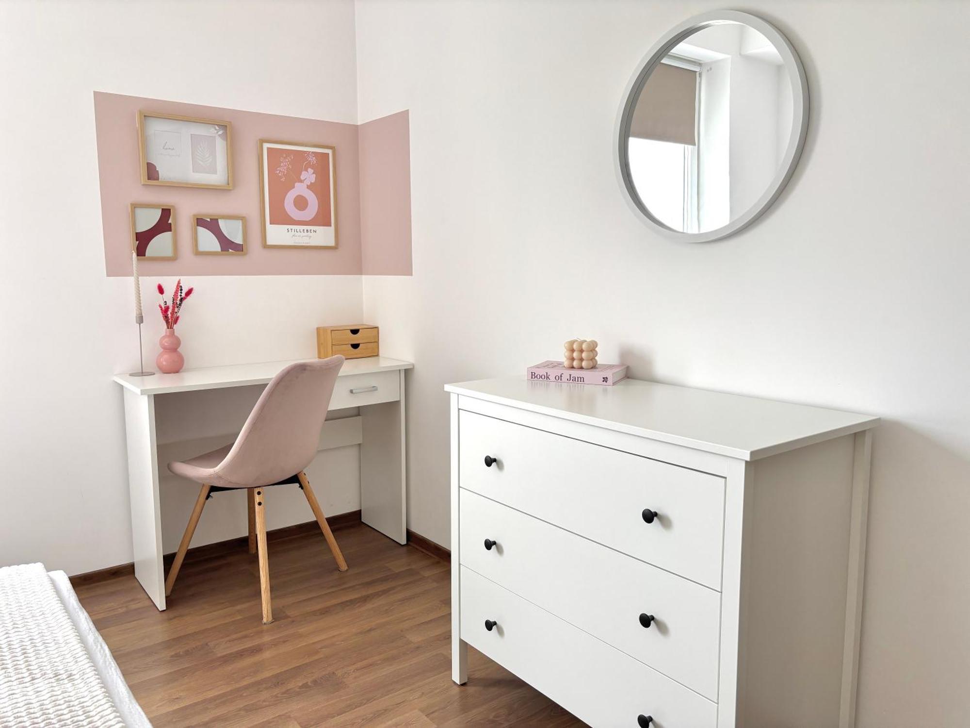 Wanderlust Home Cream, Rasnov Apt For 4, Wifi And Free Parking 외부 사진